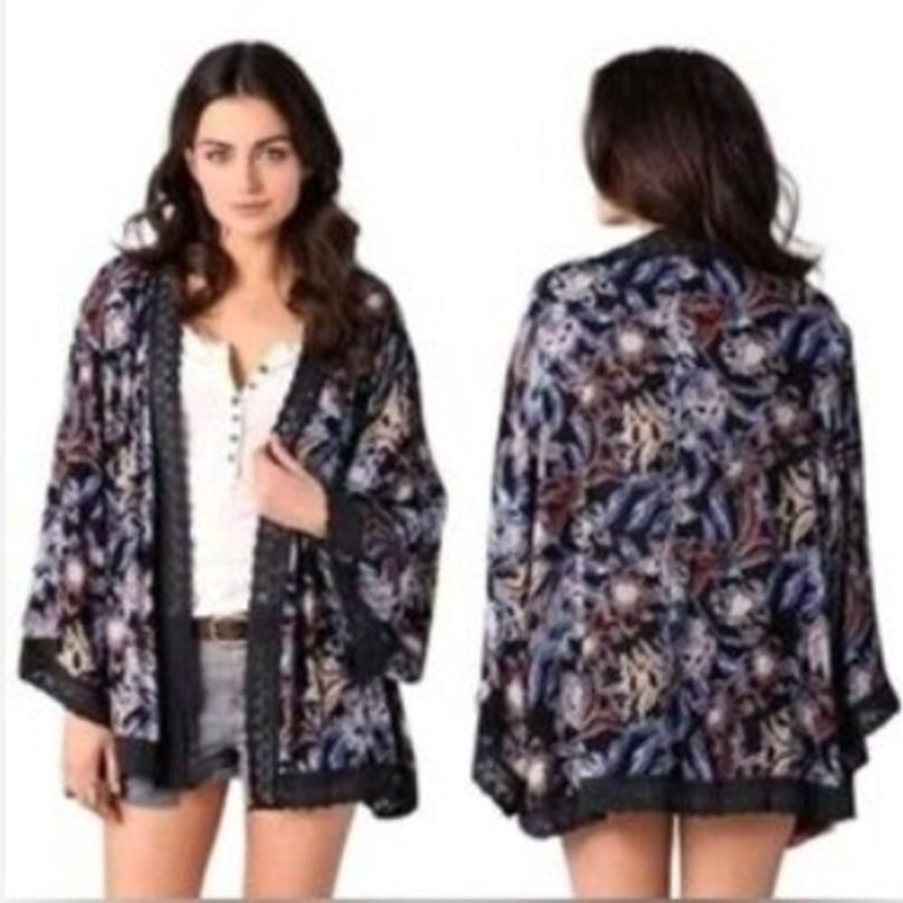 Free People Kimono Women Medium Black Floral Lace Trim Open Front Boho Cardigan